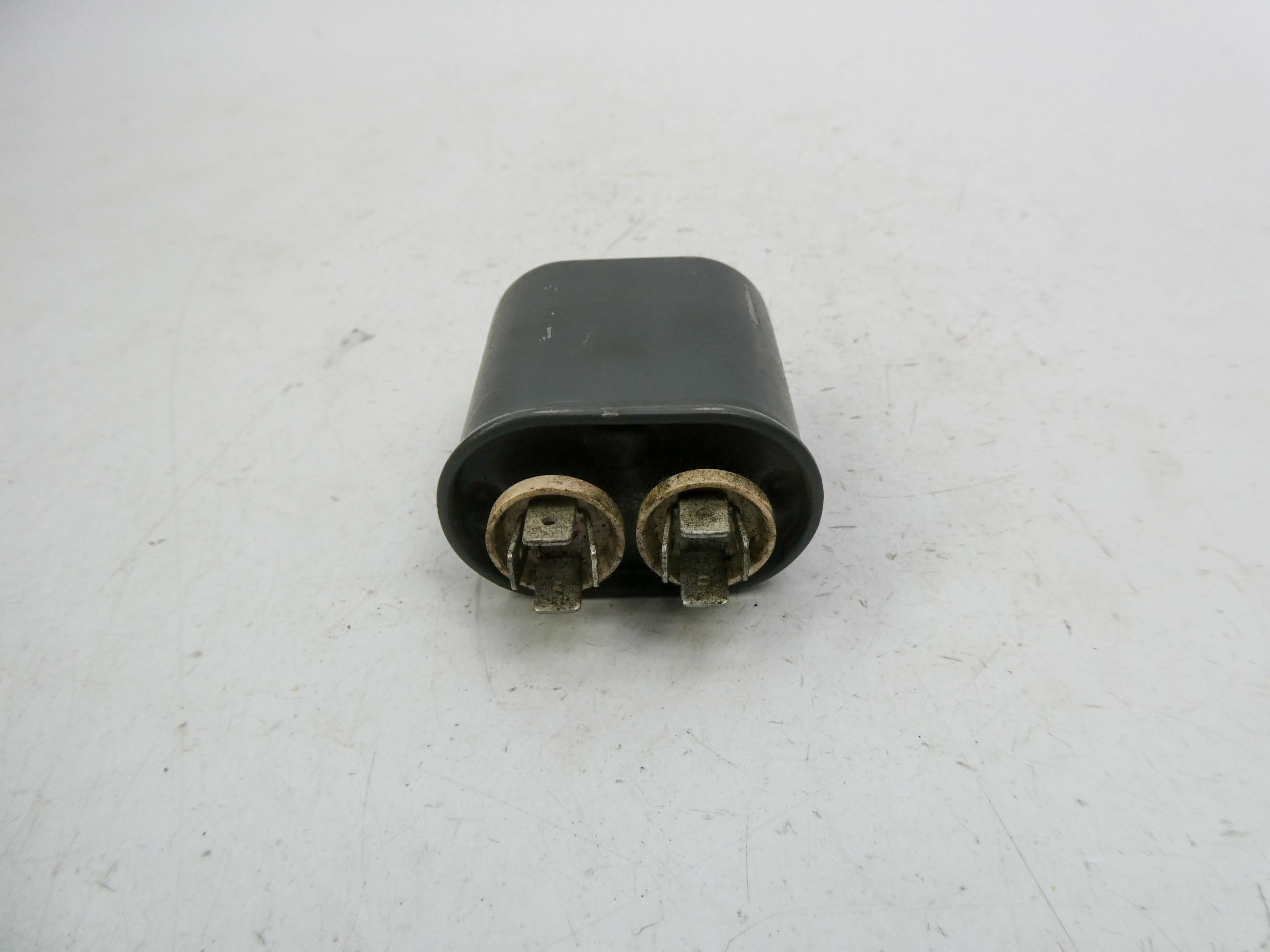 AERVOX P50G3704E X13010404-01 370V UNMP