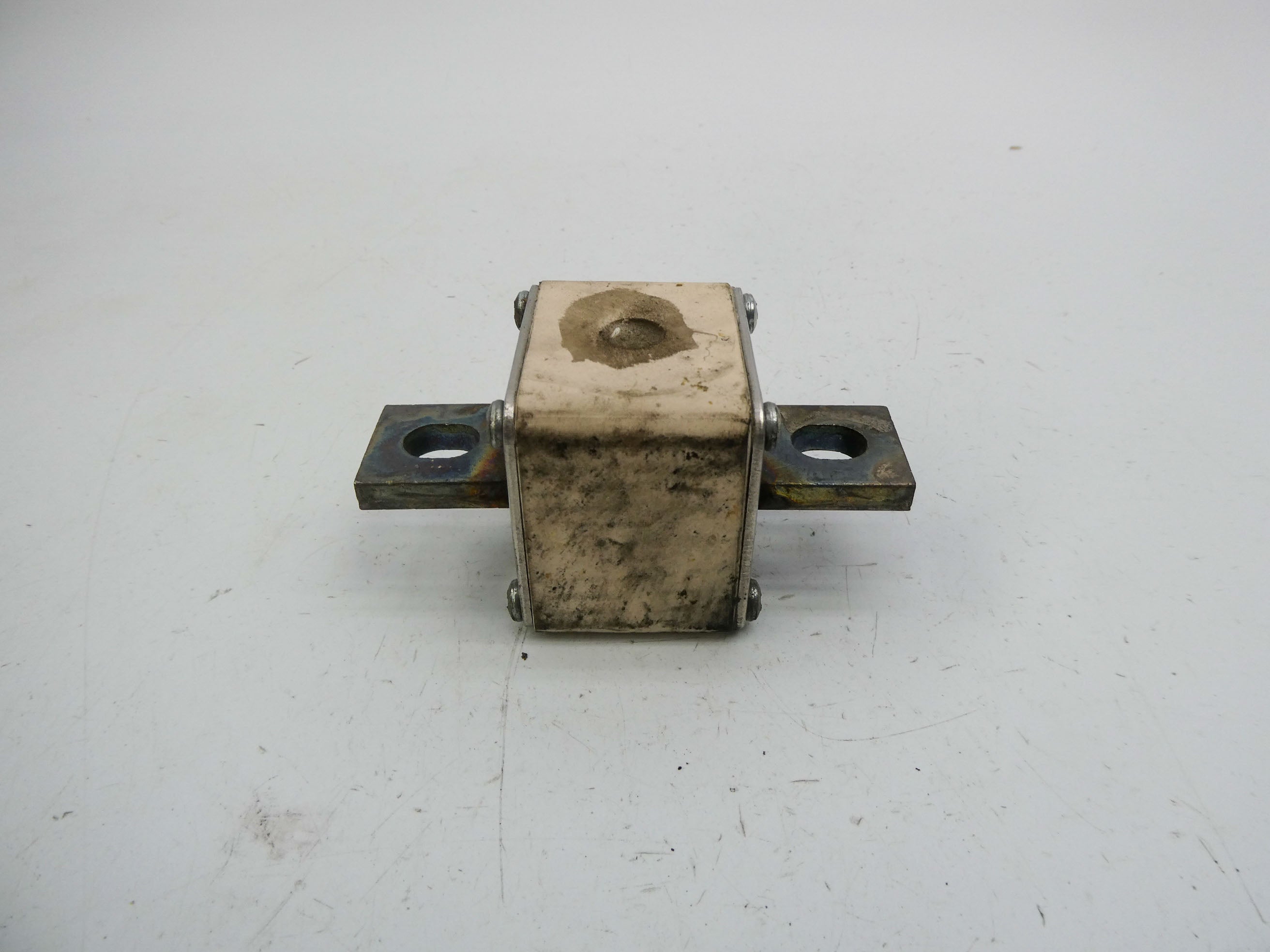 FERRAZ A025FA175B 250VAC 175A UNMP