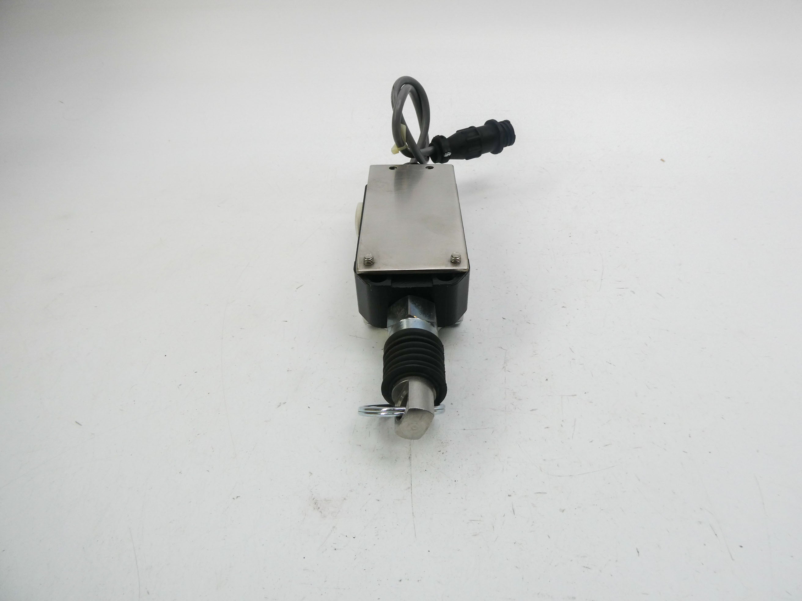 SIEMENS 3SE7150-2DD00 400VAC 6A NSNP