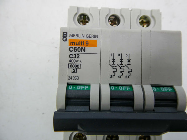 MERLIN GERIN 24353 400V 32A NSNP