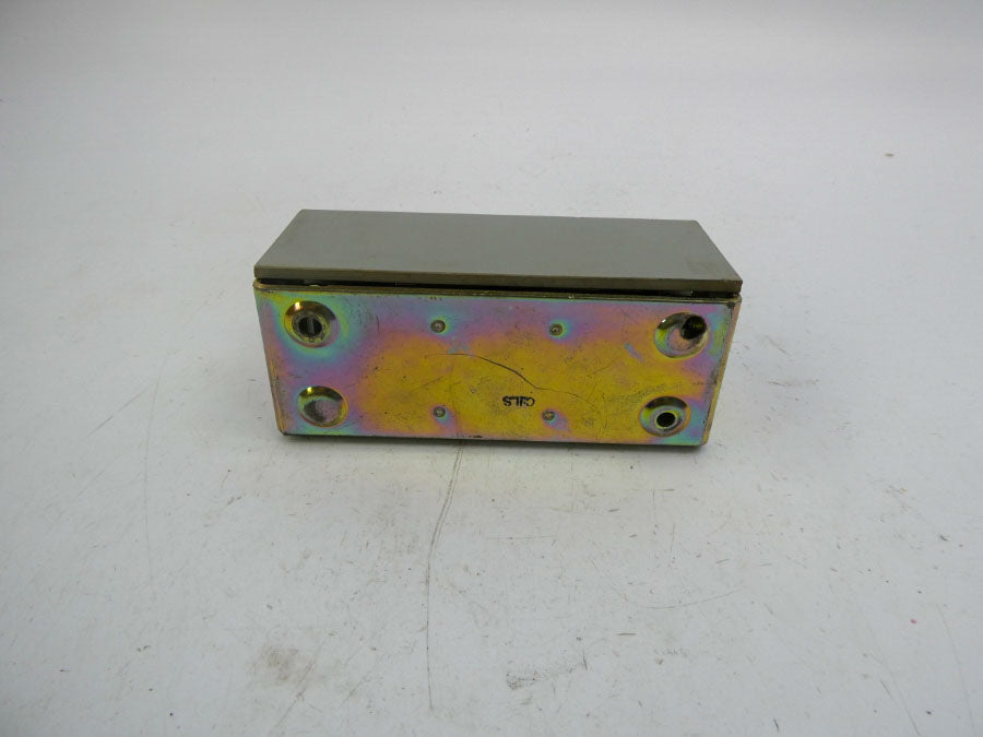ALLEN BRADLEY 800S-3SA SER. M NSNP