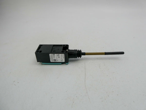 SIEMENS 3SE5112-0CR01 240V 6A NSMP
