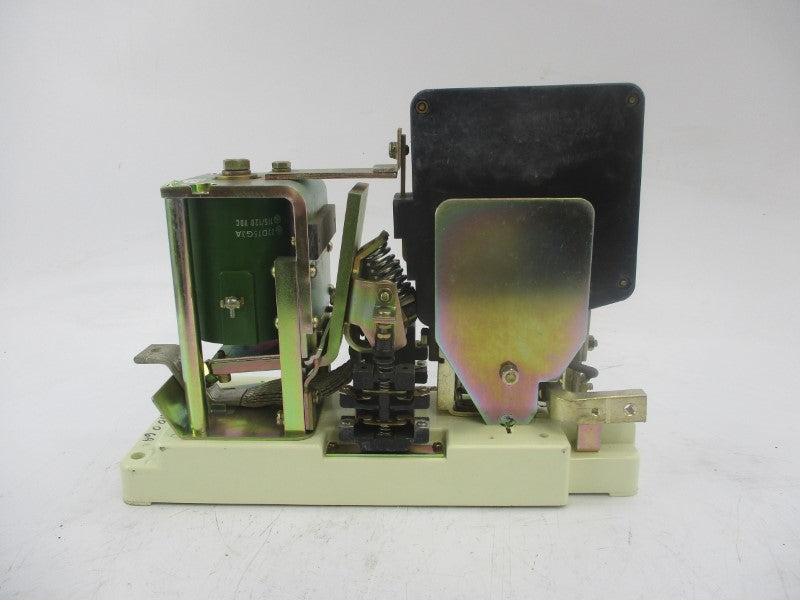 GENERAL ELECTRIC DS303A6A01KXA003XT 115/120VDC 600A NSNP