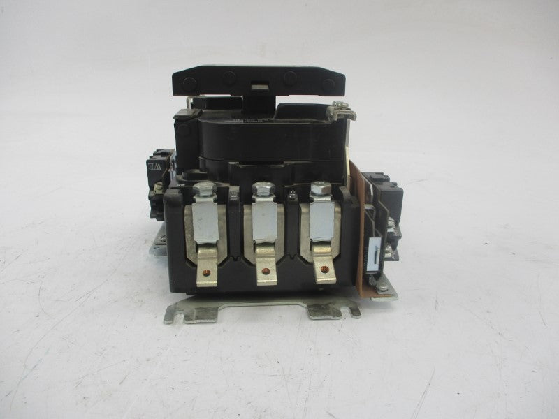 GENERAL ELECTRIC CR305F002AAD 115/120V 150A NSNP