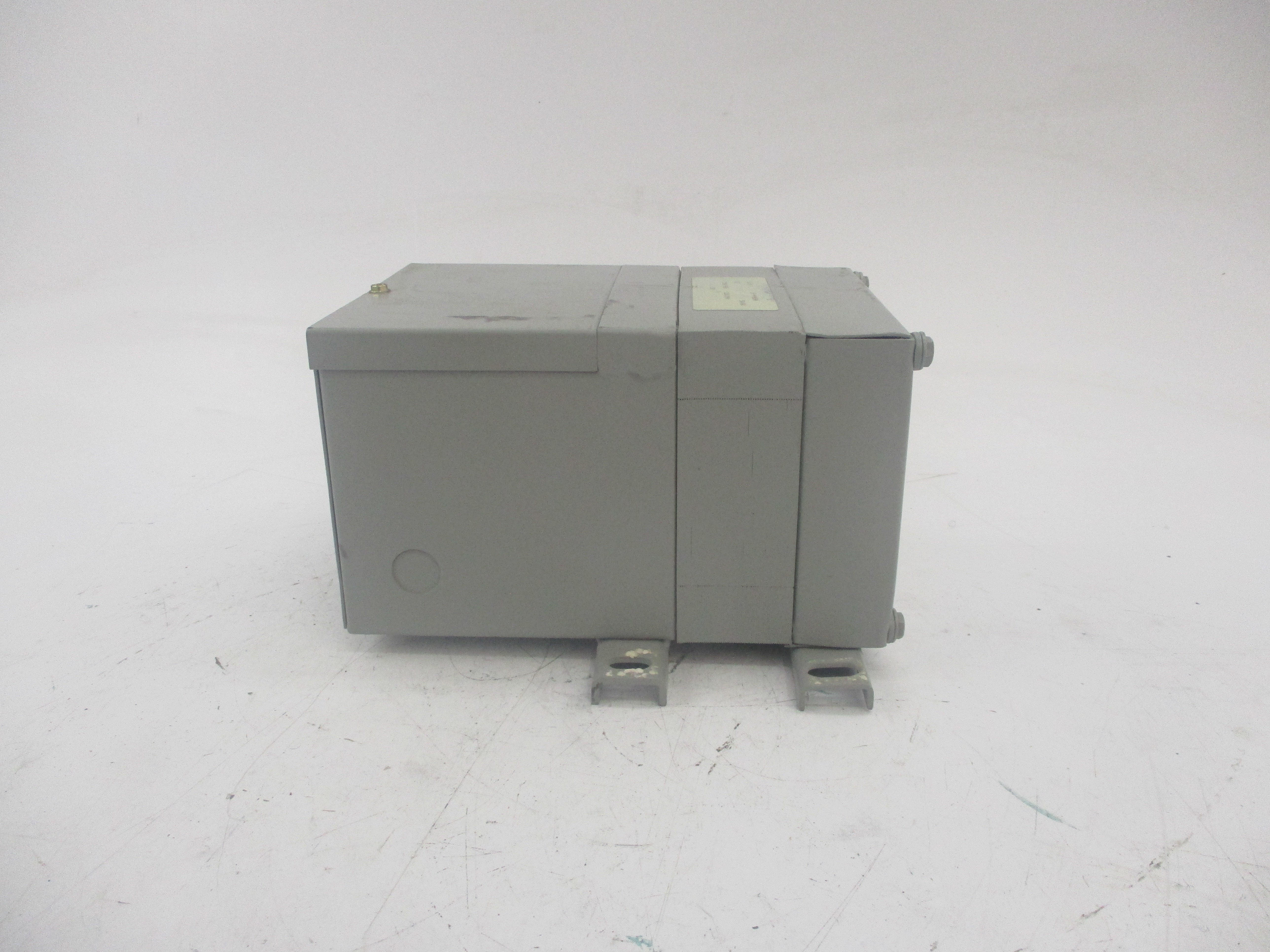 HEVI DUTY D-44465A 240/480V (AS PICTURED) NSNP