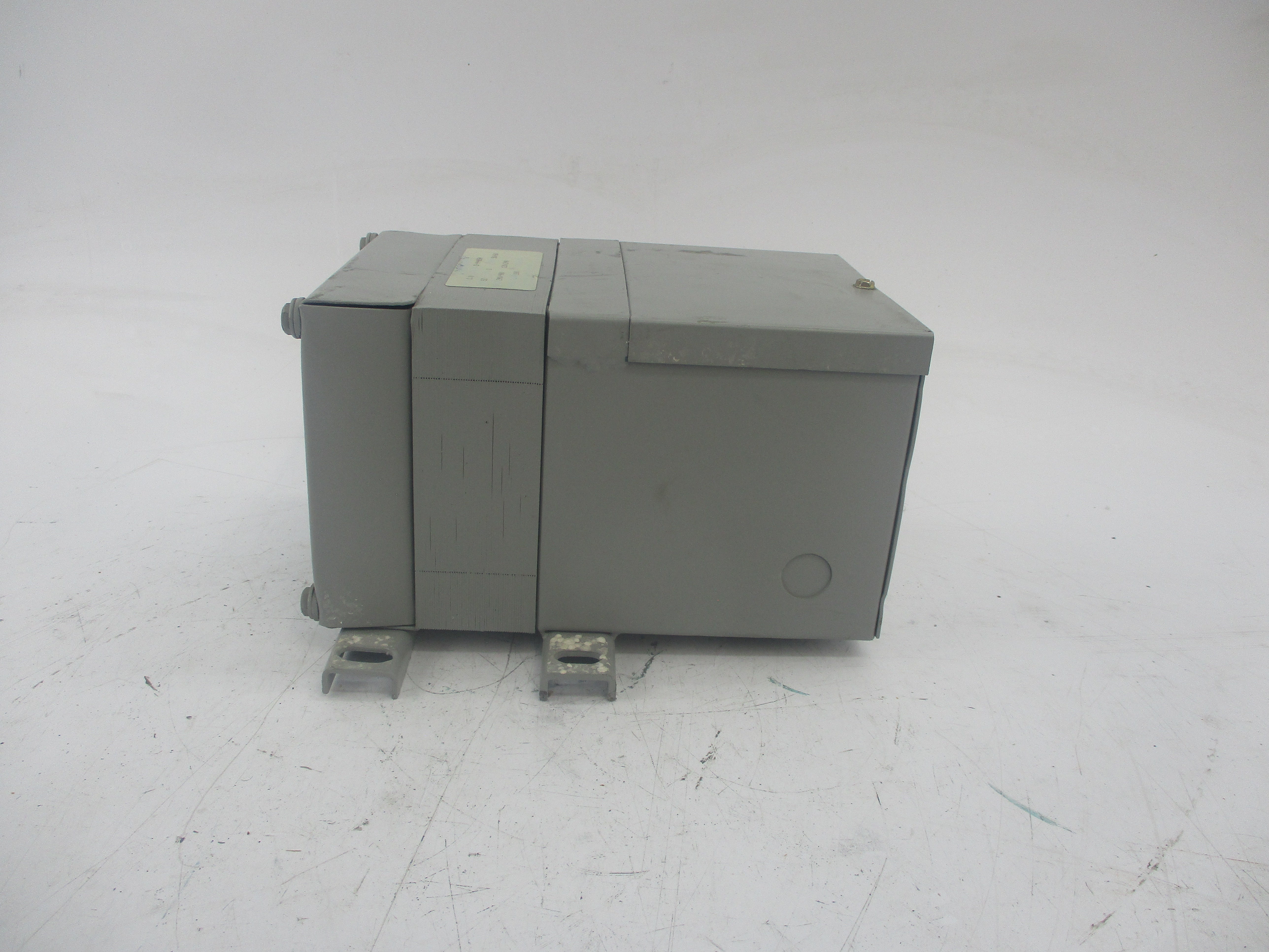 HEVI DUTY D-44465A 240/480V (AS PICTURED) NSNP