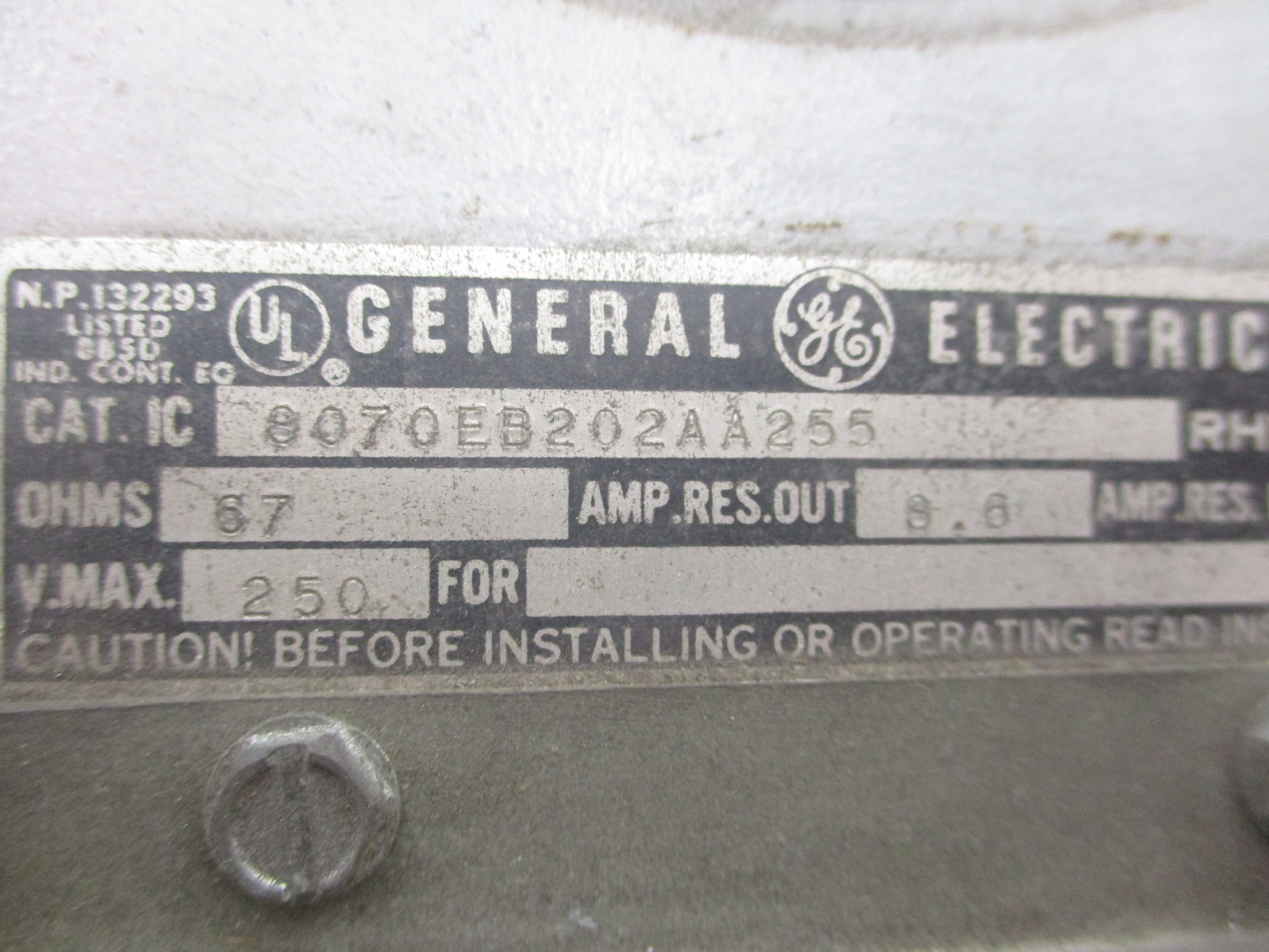 GENERAL ELECTRIC IC8070EB202AA255 250V 8.6A UNMP
