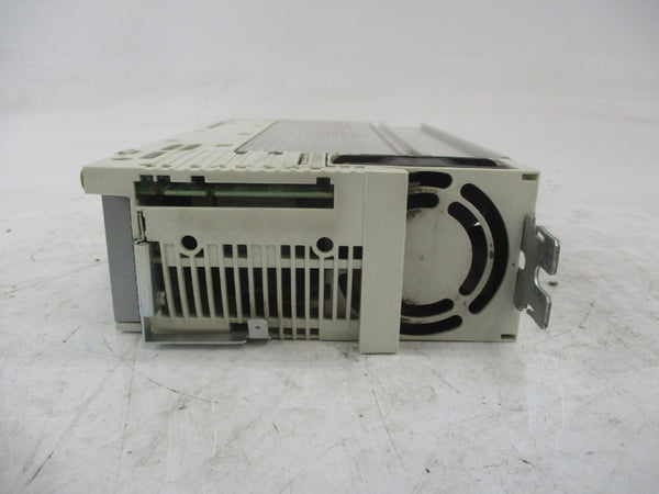 LENZE E82EV152_4C 400/500V 5.5A/4.4A UNMP