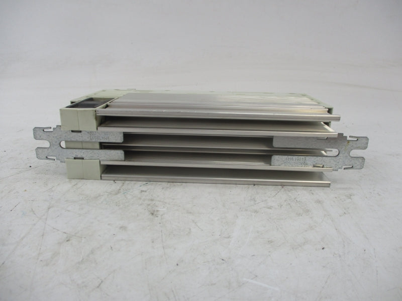 LENZE E82EV152_4C 400/500V 5.5A/4.4A UNMP