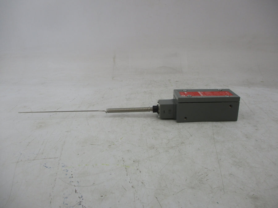 ALLEN BRADLEY 802XR-WS1C7 SER. A 120-600VAC 30A (BR/WH) NSMP
