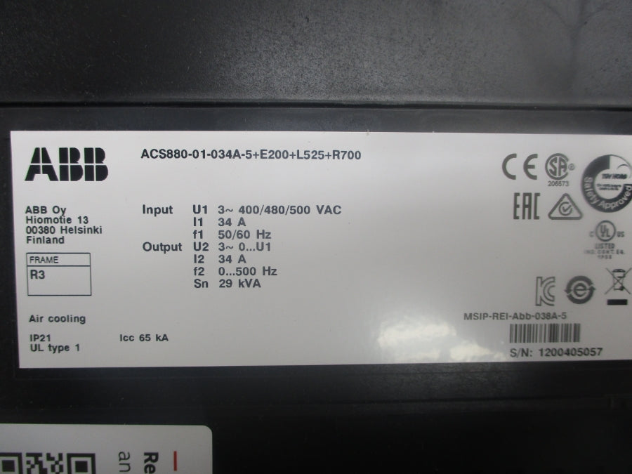 ABB ACS880-01-034A-5+E200+L525+R700 400/500VAC 34A NSNP