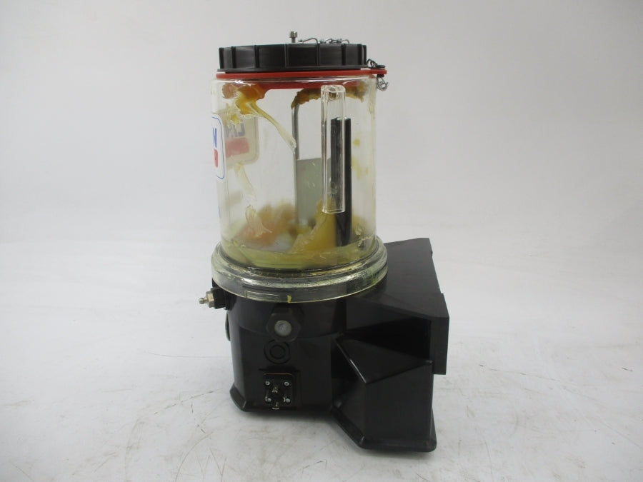 LINCOLN P203E-2XLBO-600-24S00000010-A 644-36350-3 24VDC 5076PSI UNMP