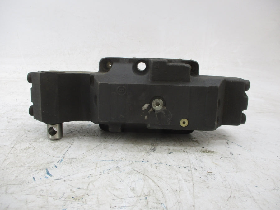 VICKERS DG17V-8-2C-T-10 5000PSI UNMP