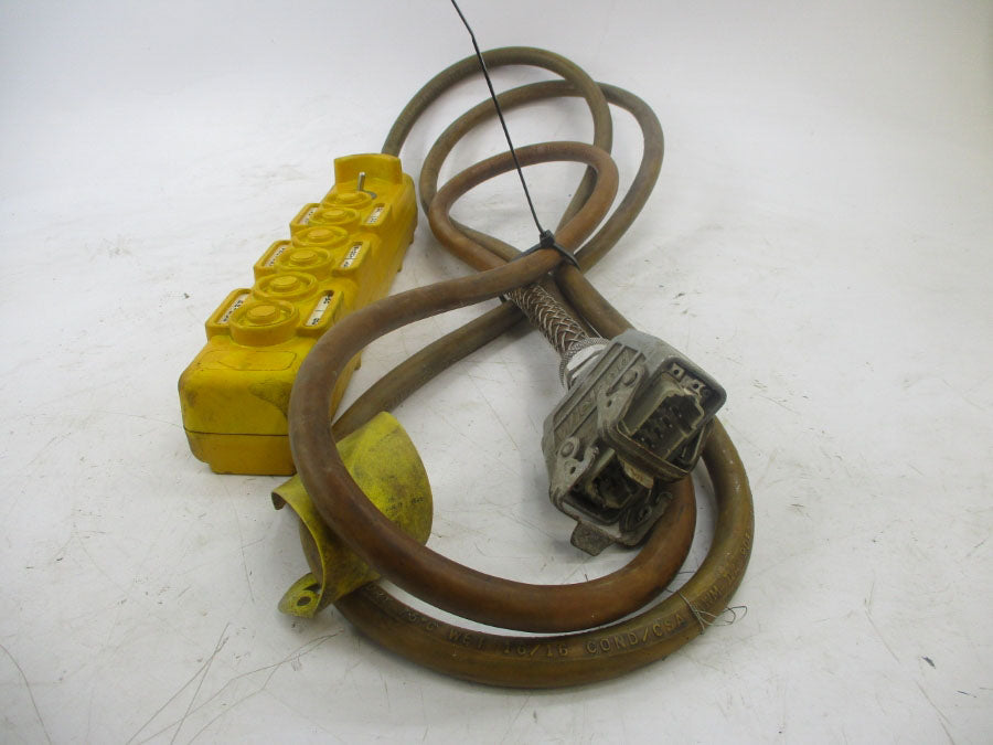 CROUSE HINDS X8635 61 B 125VAC 150A UNMP
