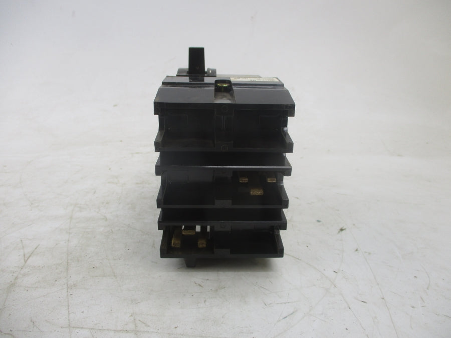 SQUARE D FA24030BC SER. 2 480V 30A NSMP