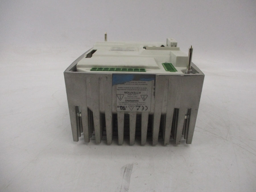 LENZE E82MV222-4B001 400/500V 5.5A/4.5A NSNP