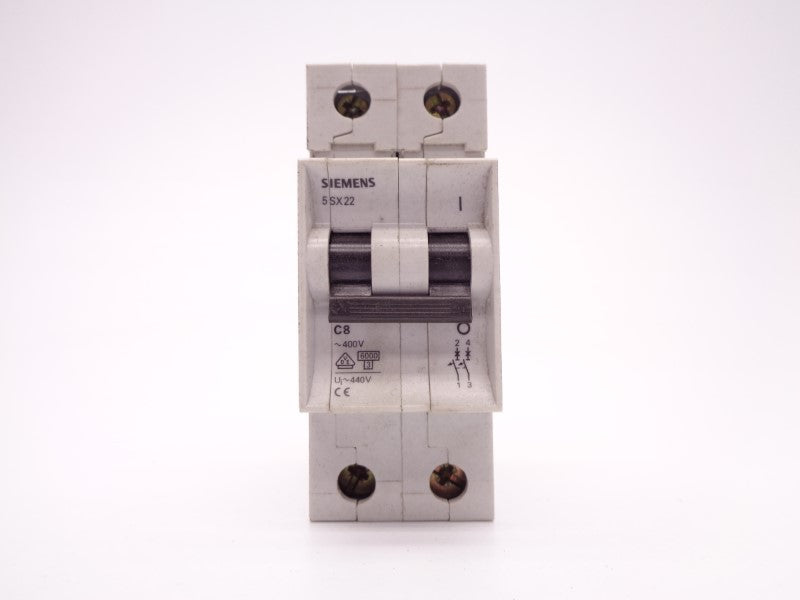 SIEMENS 5SX22-C8 440V 8A NSNP