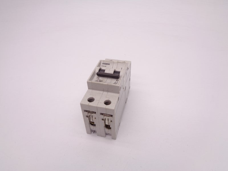 SIEMENS 5SX22-C8 440V 8A NSNP