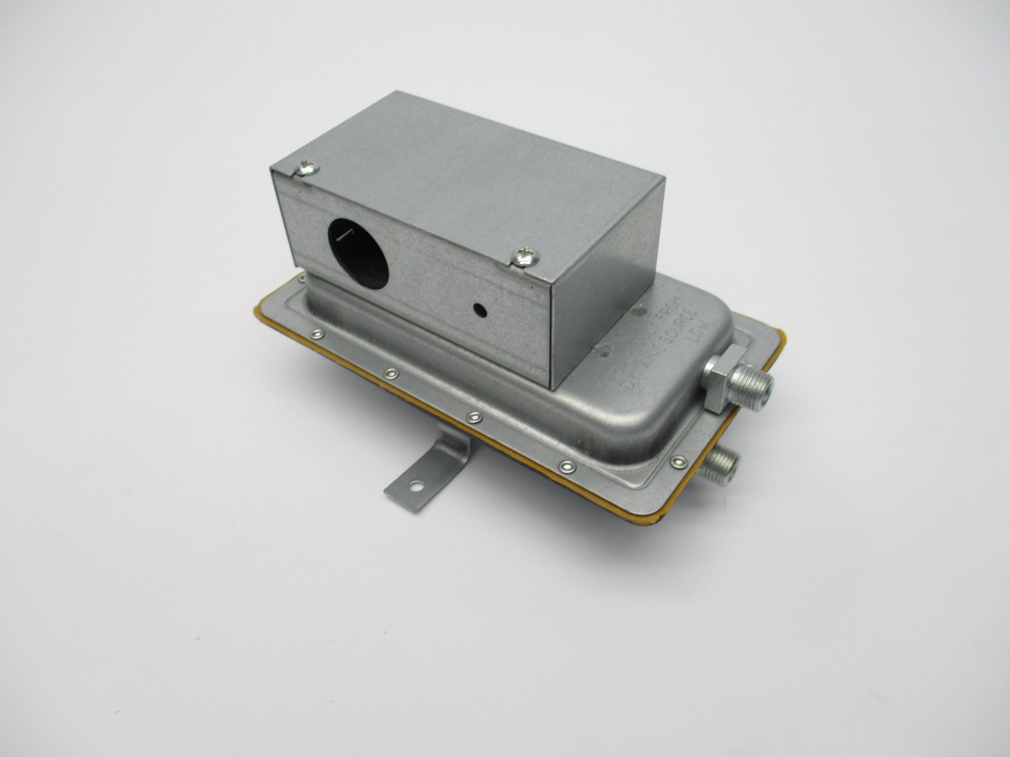 COLUMBUS ELECTRIC RH3A 125-277VAC 15A 1/2PSI NSNP