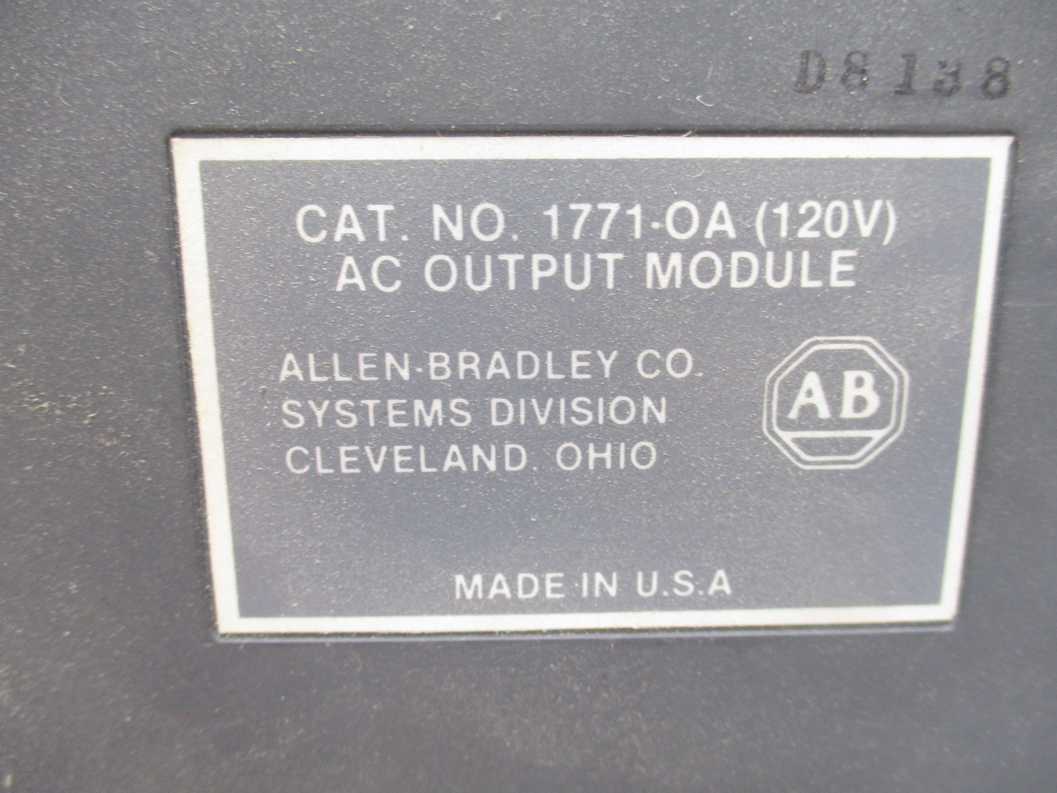 ALLEN BRADLEY 1771-OA 120V UNMP