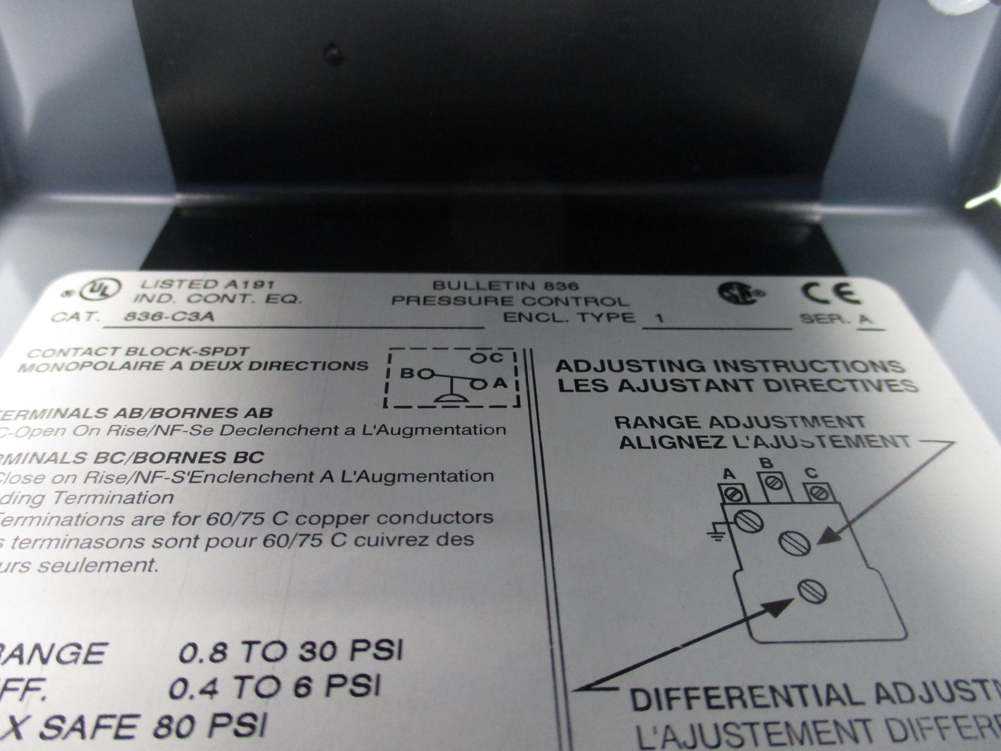 INDUSTRIAL SPARE PART 836-C3A SER. A 24-600V 0.8-30PSI (BR/WH) NSMP