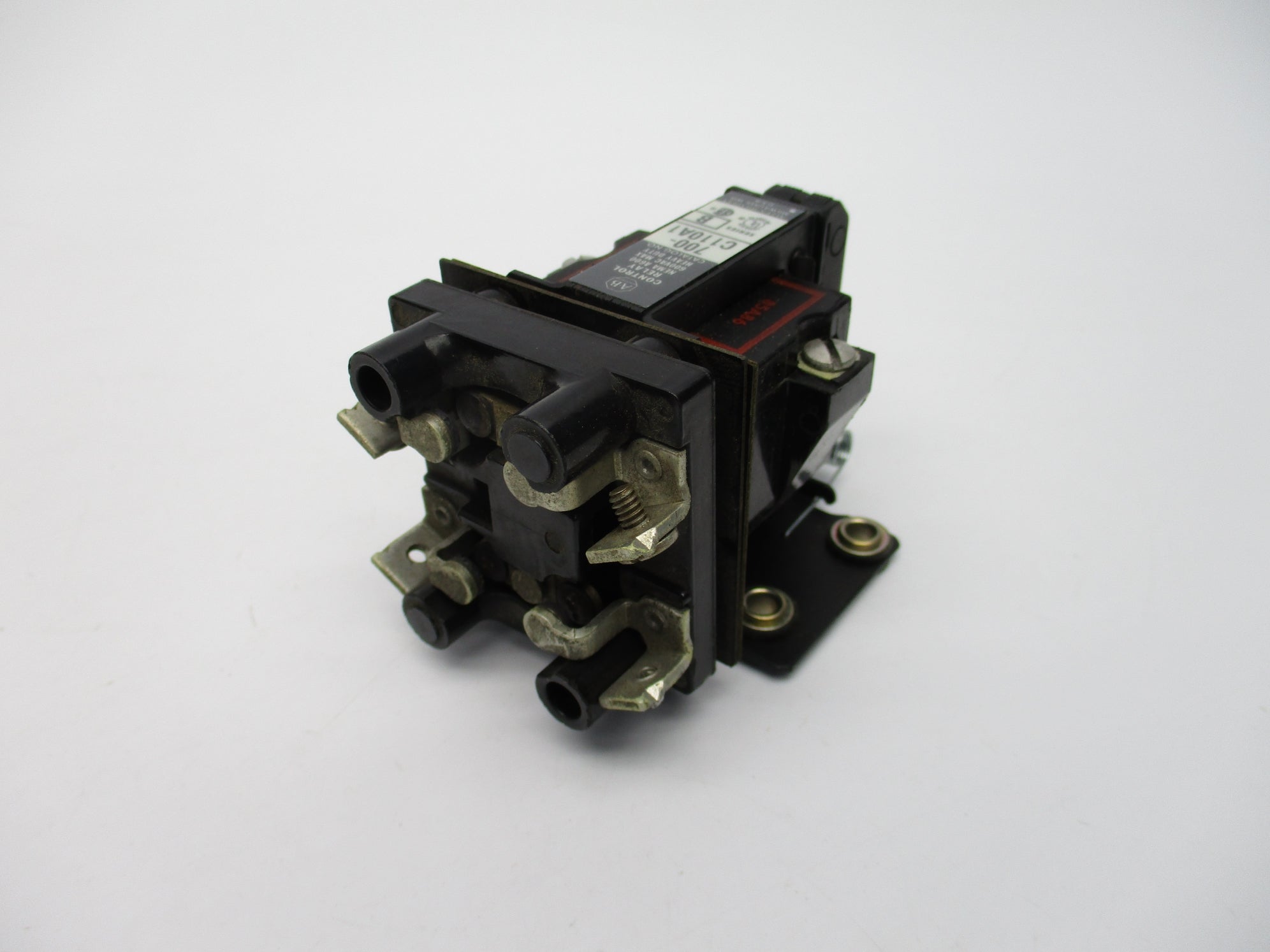 INDUSTRIAL SPARE PART 700-C110A1 SER. B 110/120V (BR/YL) NSMP