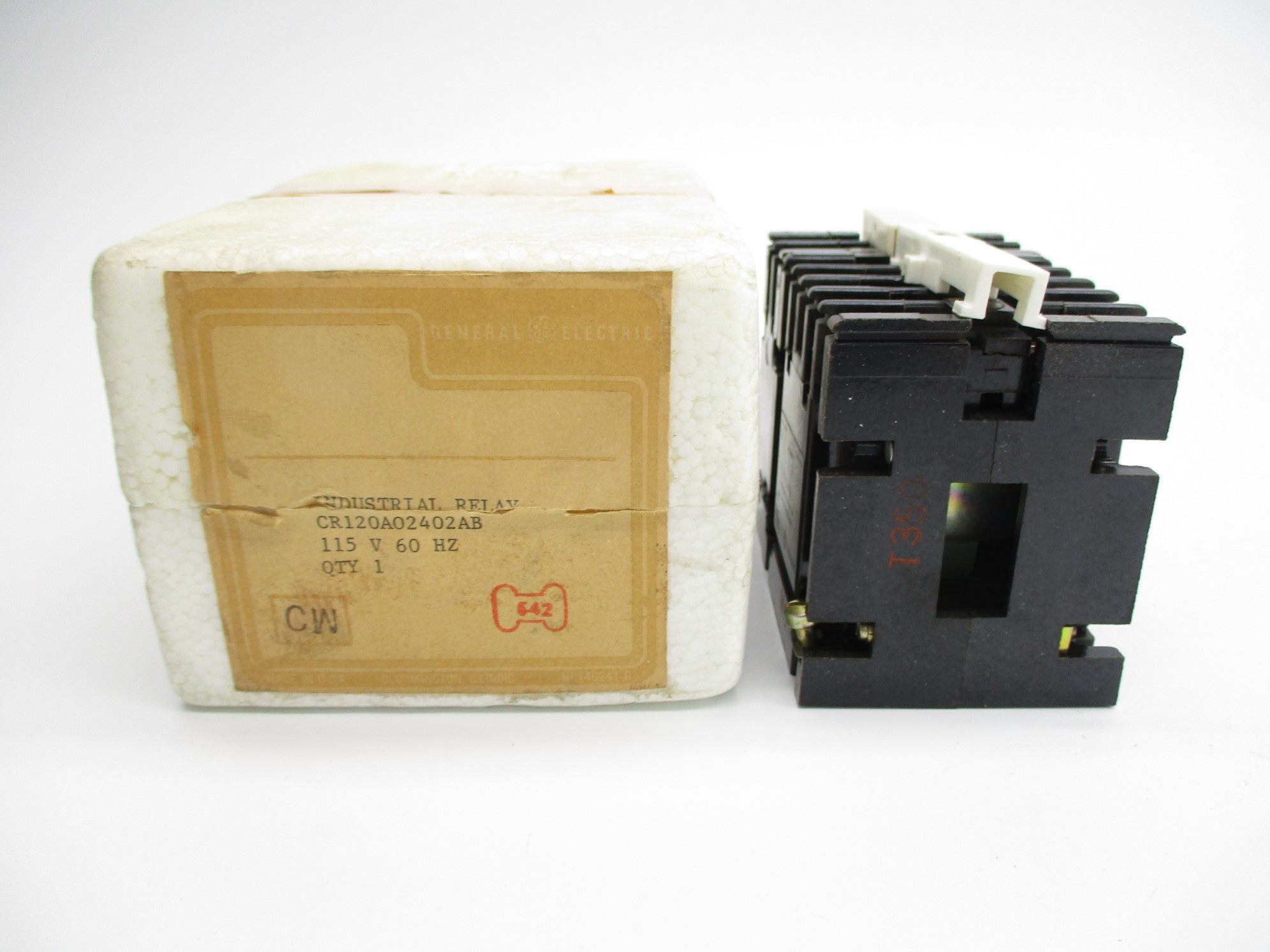 GENERAL ELECTRIC CR120A02402AB SER. A 115V 10A NSMP