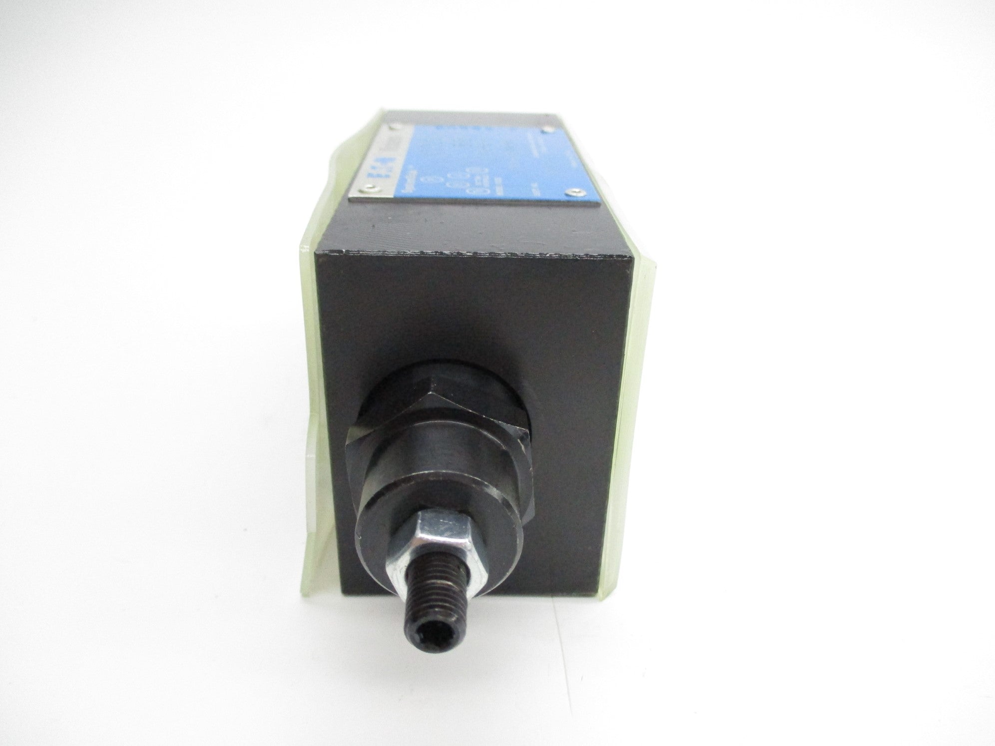 VICKERS DGMFN5YA2WB2W30 867332 4570PSI NSNP