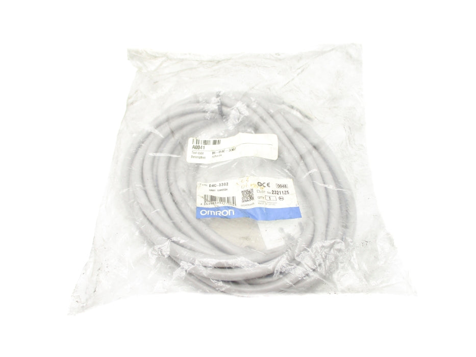 OMRON D4C-3302 12-30VDC 2A NSMP