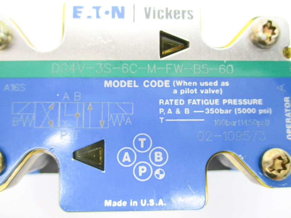VICKERS DG4V3S6CMFWB560 02-109573 110/120V .48/.46A 5000PSI NSNP