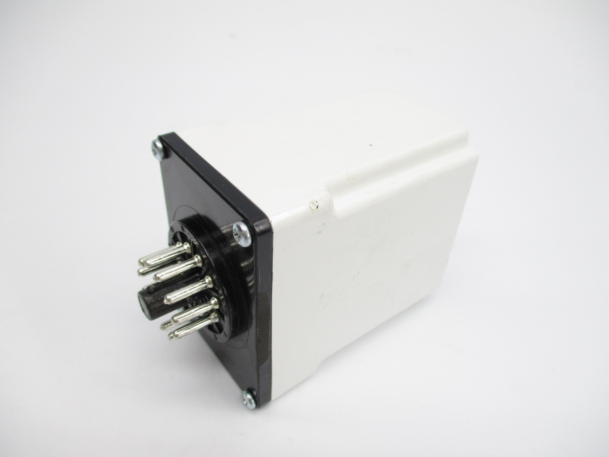 ALLEN BRADLEY 700-HT22BU120 SER. B 120VAC/DC 1.0-100S (WH) NSMP