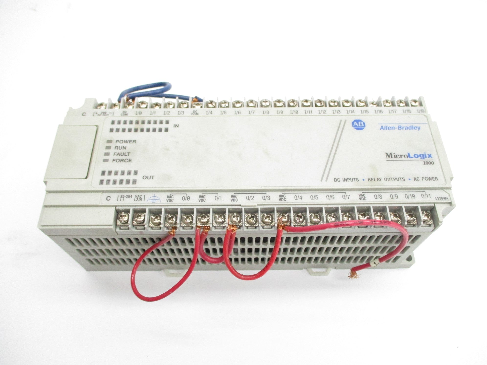 ALLEN BRADLEY 1761-L32BWA SER. E F/W 1.0 24VDC UNMP