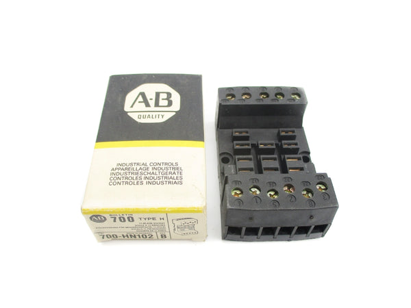 ALLEN BRADLEY 700-HN102 SER. B 300VAC 10A (BK/YL) NSMP