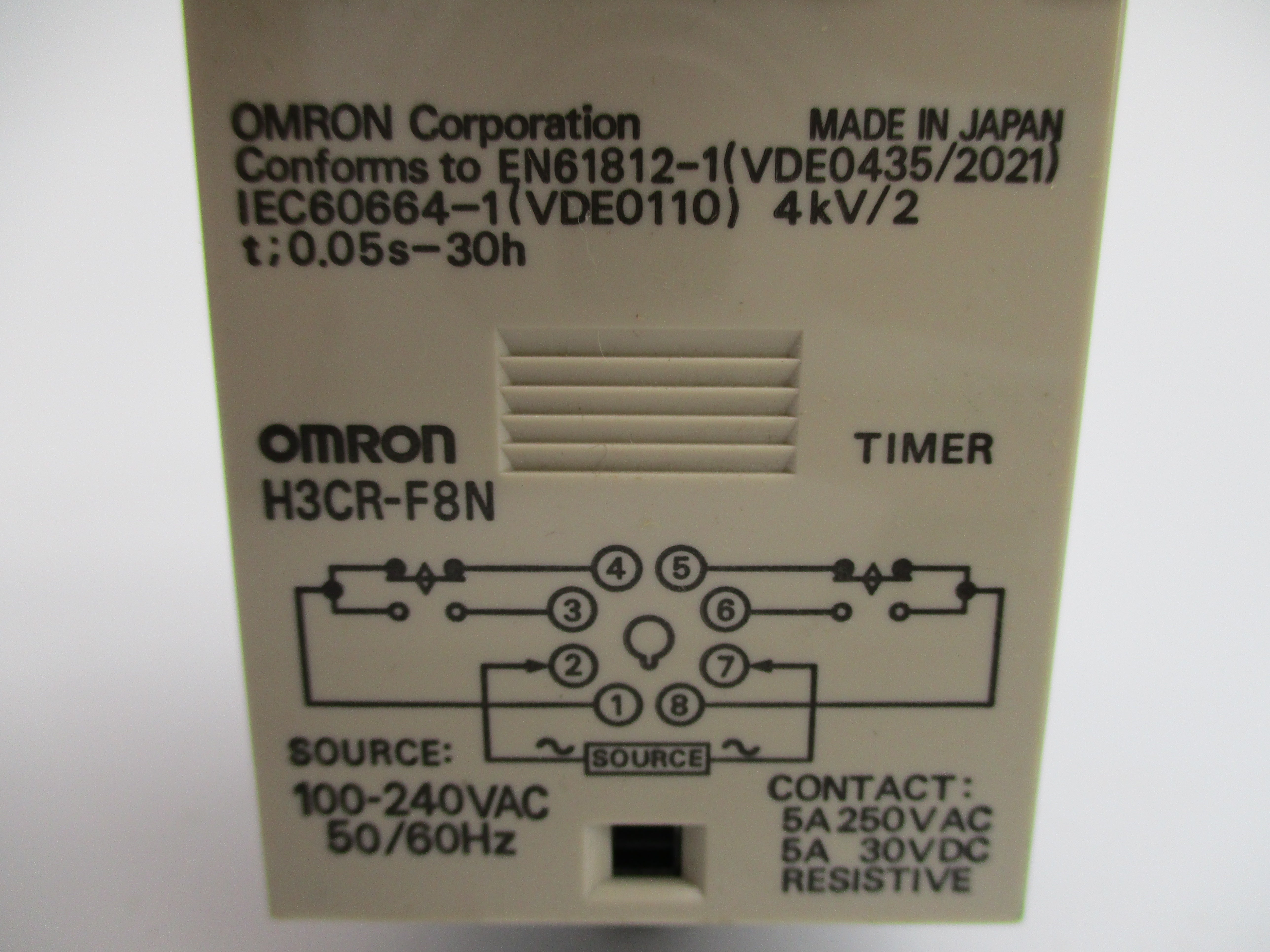 OMRON H3CR-F8N 100-240VAC 5A 0.05S-30H NSNP