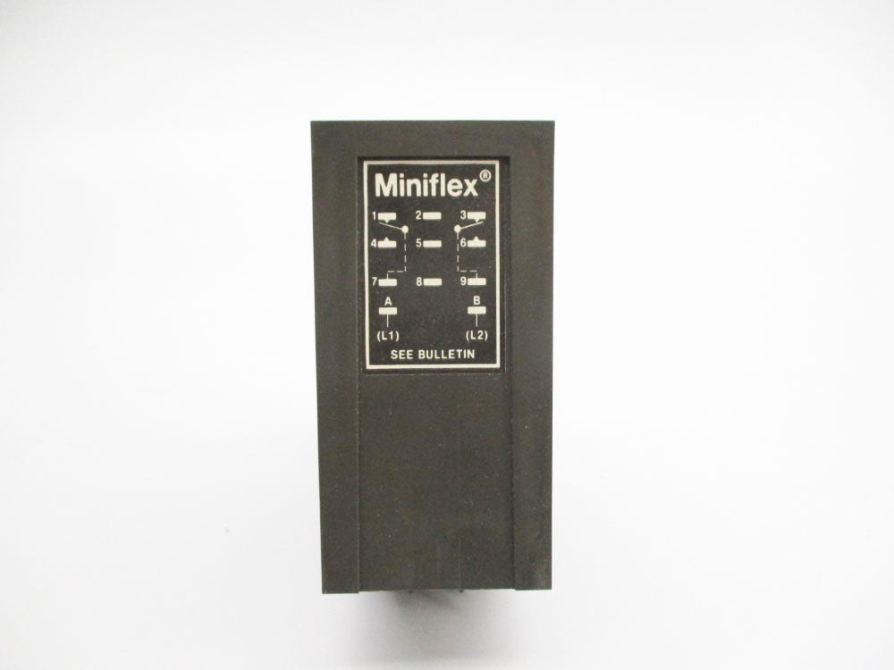EAGLE SIGNAL DZ100A3 120V 10A UNMP