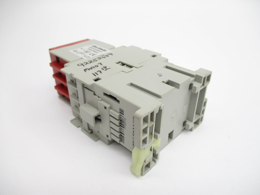ALLEN BRADLEY 700S-CF530DC SER. A 110/120V NSNP