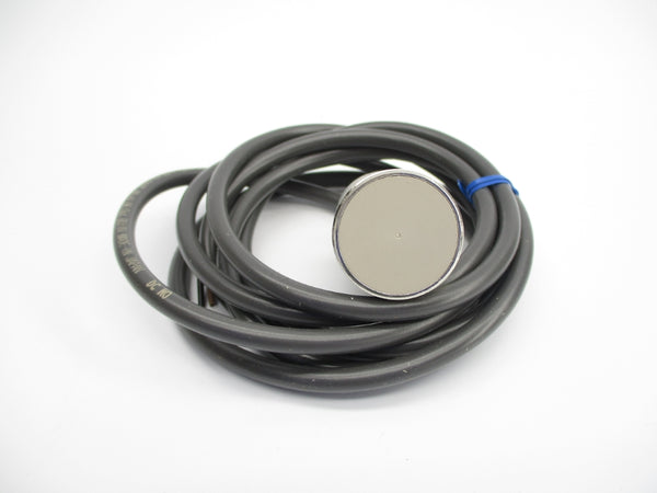 OMRON E2E-X10E1 12-24VDC 2M NSMP