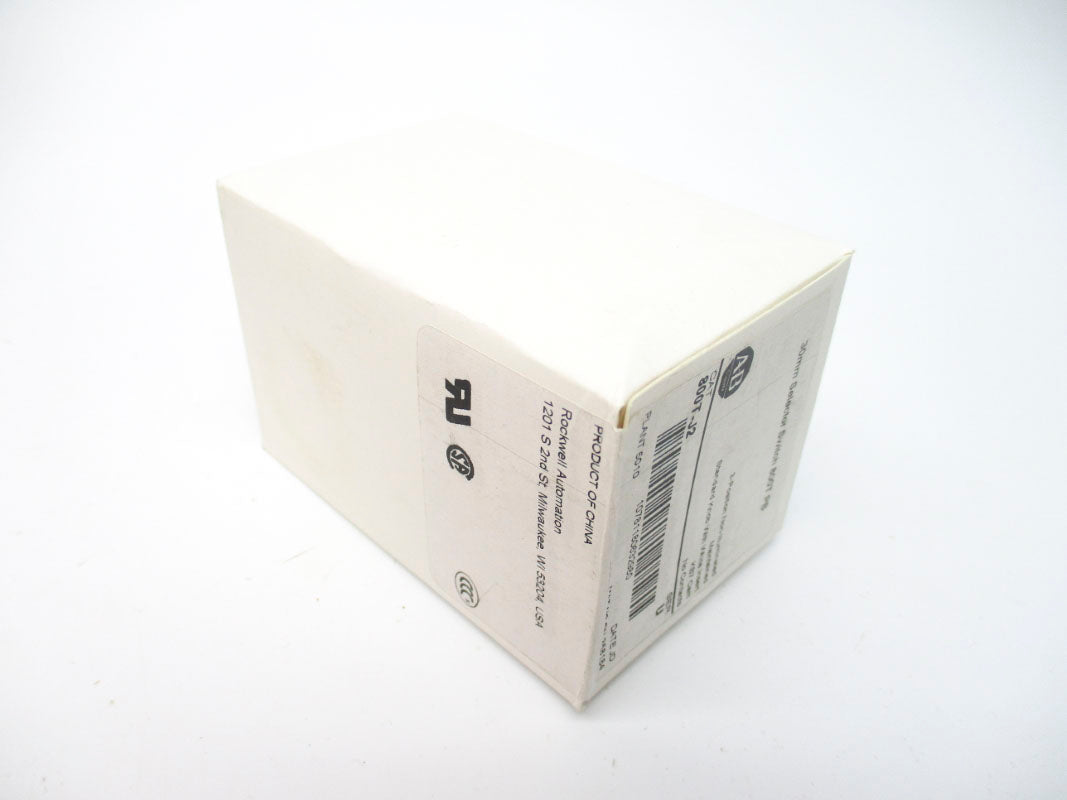ALLEN BRADLEY 800T-J2 SER. U (WH) NSFS