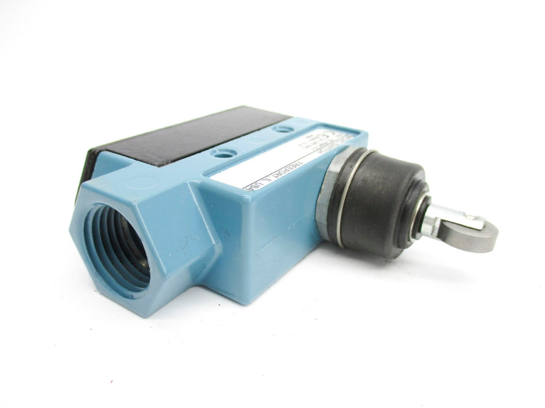 MICRO SWITCH BZE6-2RN80 600VAC 2A NSNP
