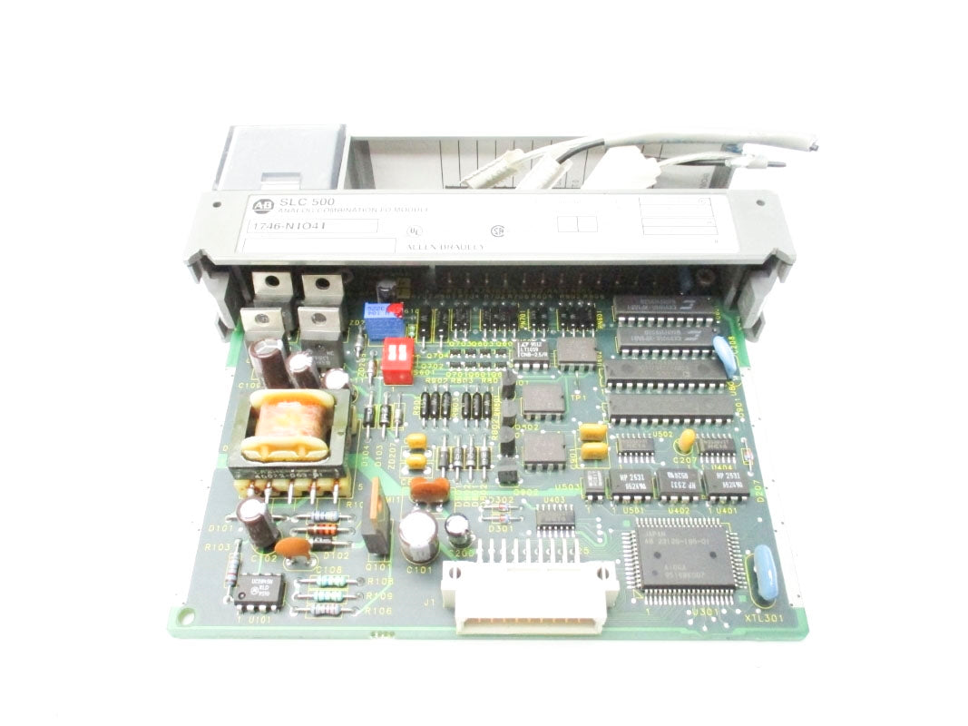 ALLEN BRADLEY 1746-NIO4I SER. A 10VDC UNMP