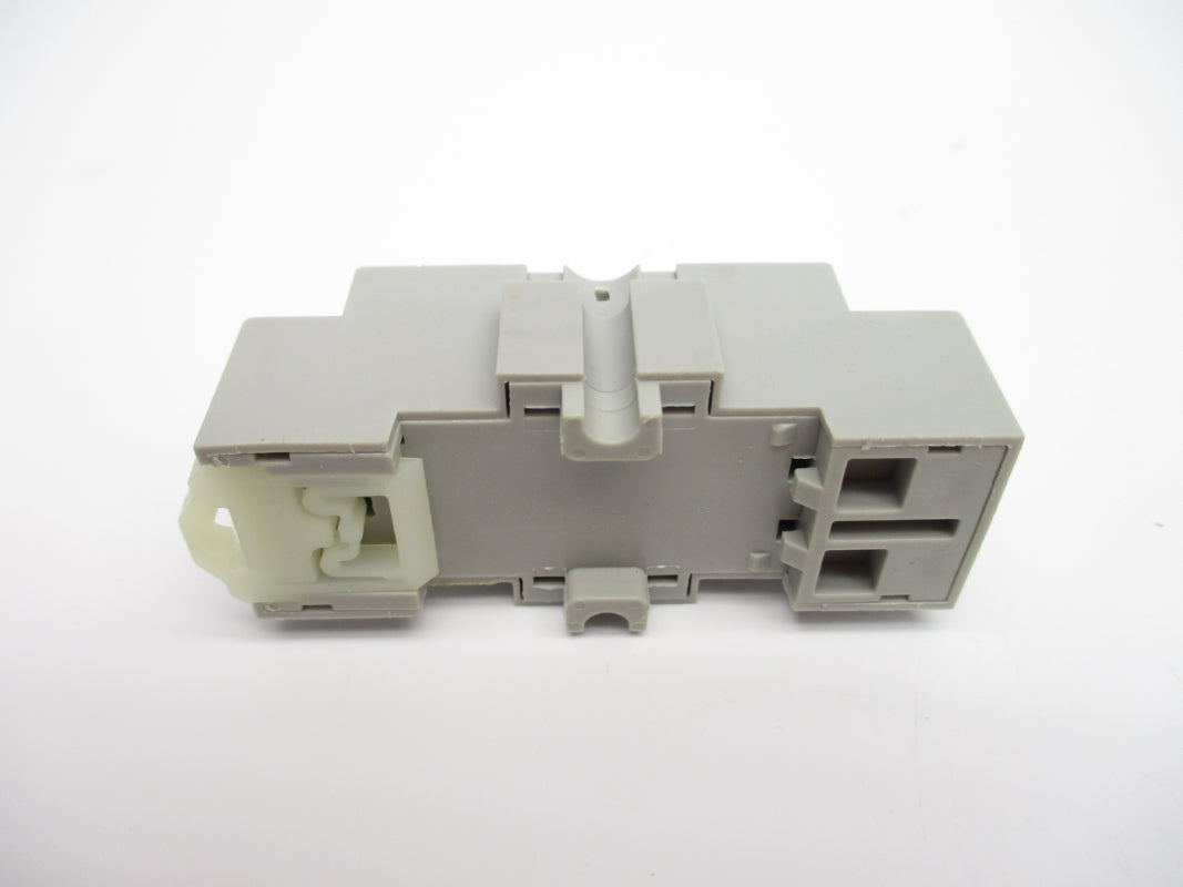 ALLEN BRADLEY 700-HN116 SER. B 300V 10A NSNP