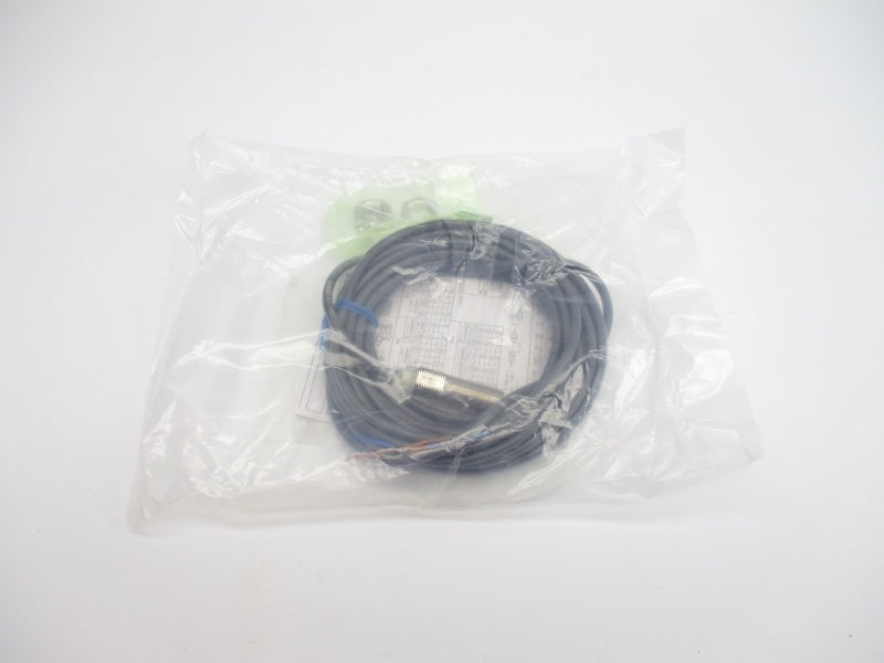 OMRON E2E-X3D1-N 12-24VDC 5M NSMP