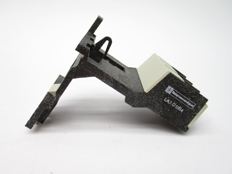 TELEMECANIQUE LA7D1064 NSMP
