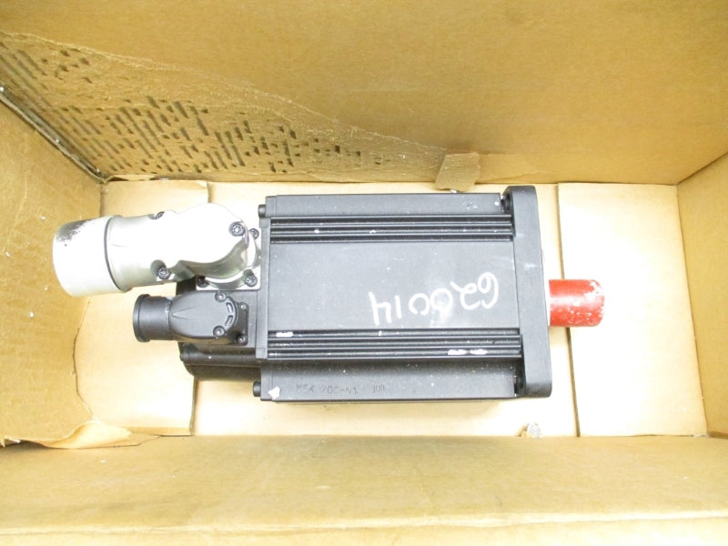 REXROTH R911312018 MSK070C-0300-NN-M1-UP0-NNNN 600VAC 8.2A NSMP