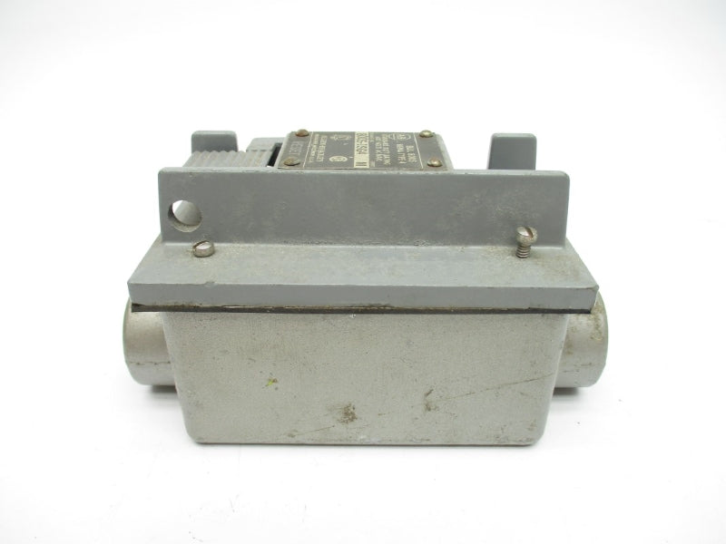 ALLEN BRADLEY 800S-1SG4 SER. M 600VAC UNMP