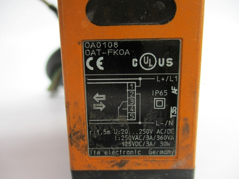 IFM EFECTOR OAT-FKOA OA0108 20-250VAC/DC UNMP