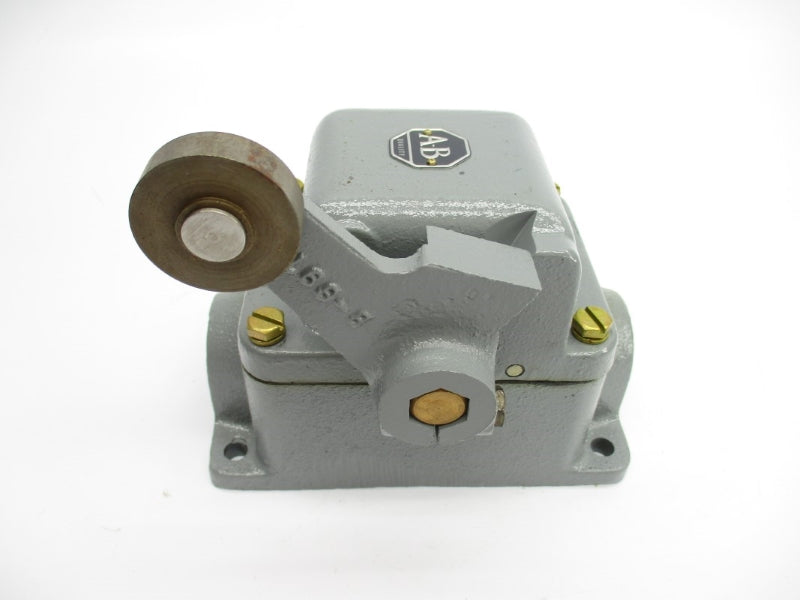 ALLEN BRADLEY 801-ASH1411 SER. A 600VAC/DC NSNP