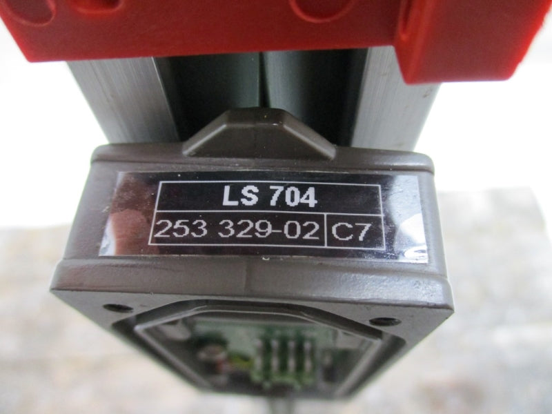HEIDENHAIN LS704 1020 MM 2371330X W/ LS704 253329-02 NSNP