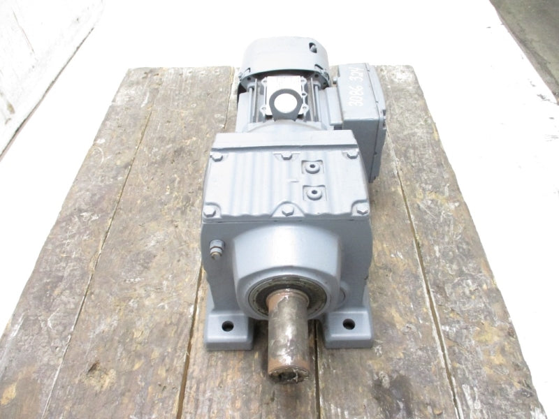 SEW-EURODRIVE R57DRS71S6BE05HF 01.7197853701.0001X15 220/242V 1.49/0.86A NSNP