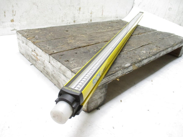 SICK XC40E-1503A0A0AAC0 1204143 C4000 24VDC NSNP